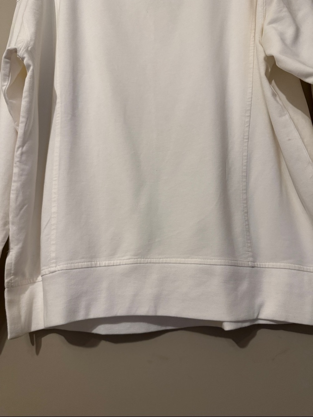 NWT- ZELLA Cozy Long Sleeve exposed hem Tee shirt, White, Medium - Picture 7 of 12